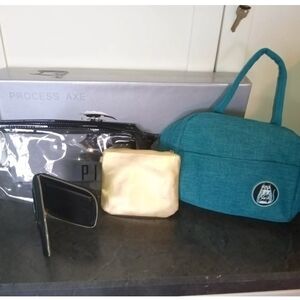 Teal Travel Bag Set with Accessories